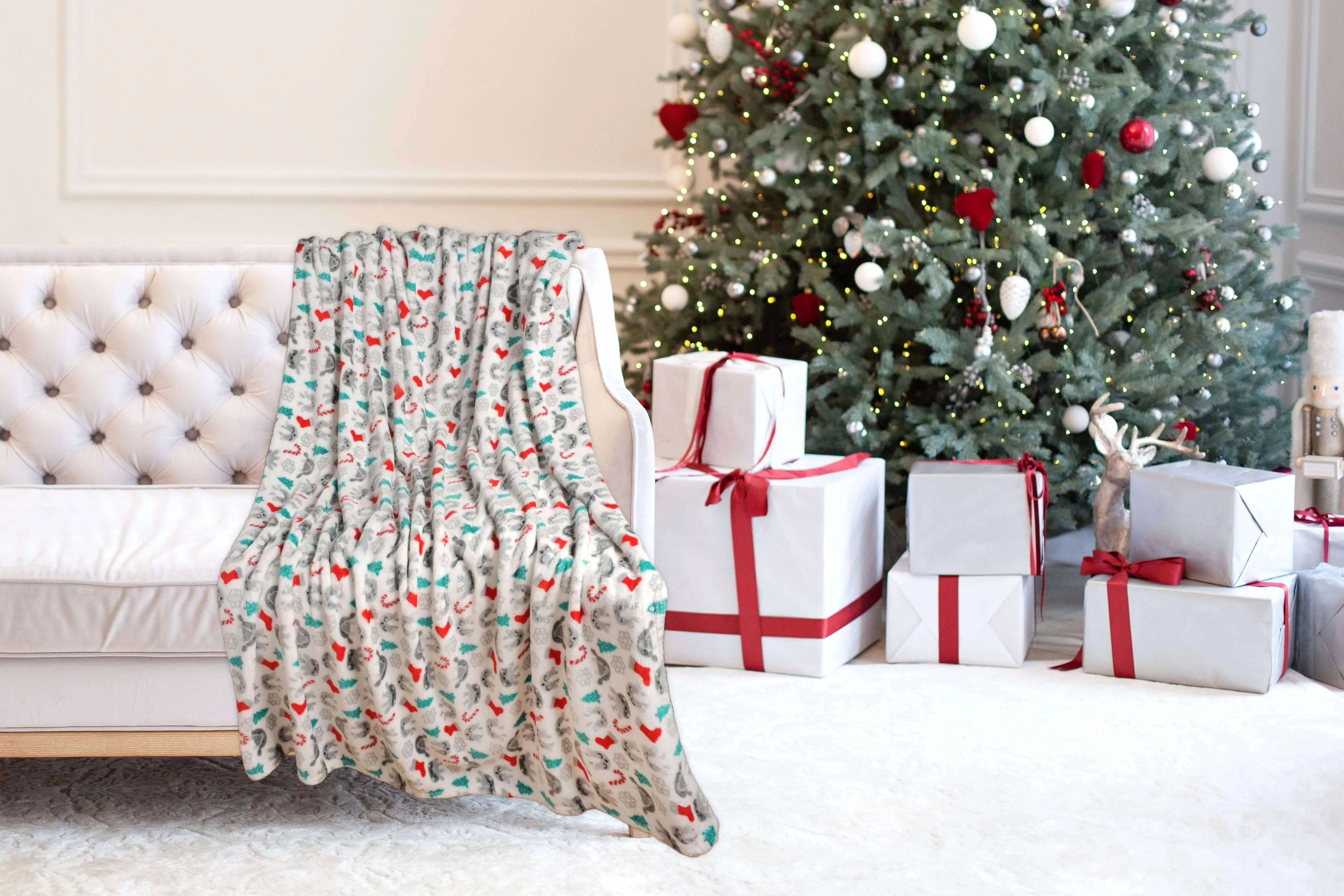 CHRISTMAS CHEER PLUSH THROW BLANKETS by Kathy Ireland