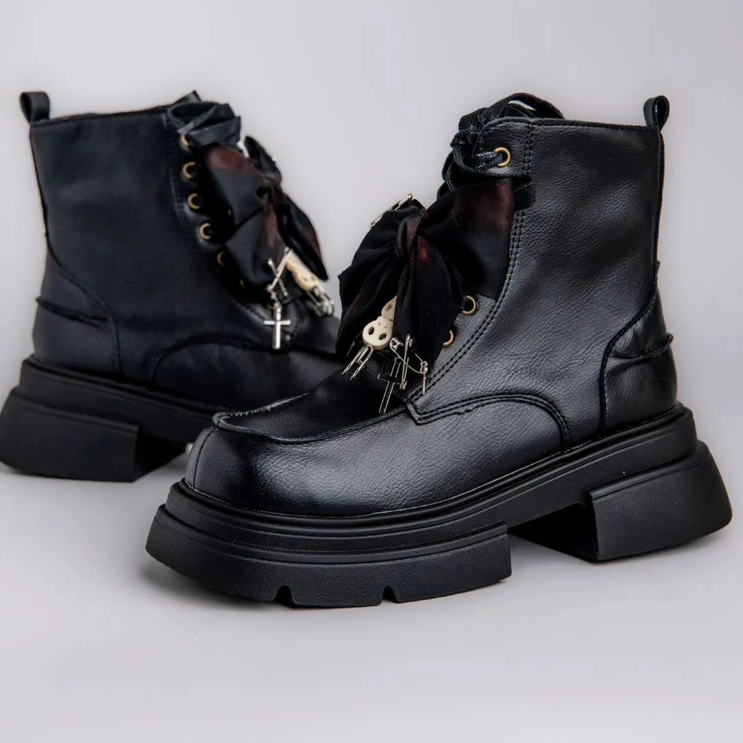 *CLEARANCE* Spooky but Cute Charming Bow Chunky Boots - Women's
