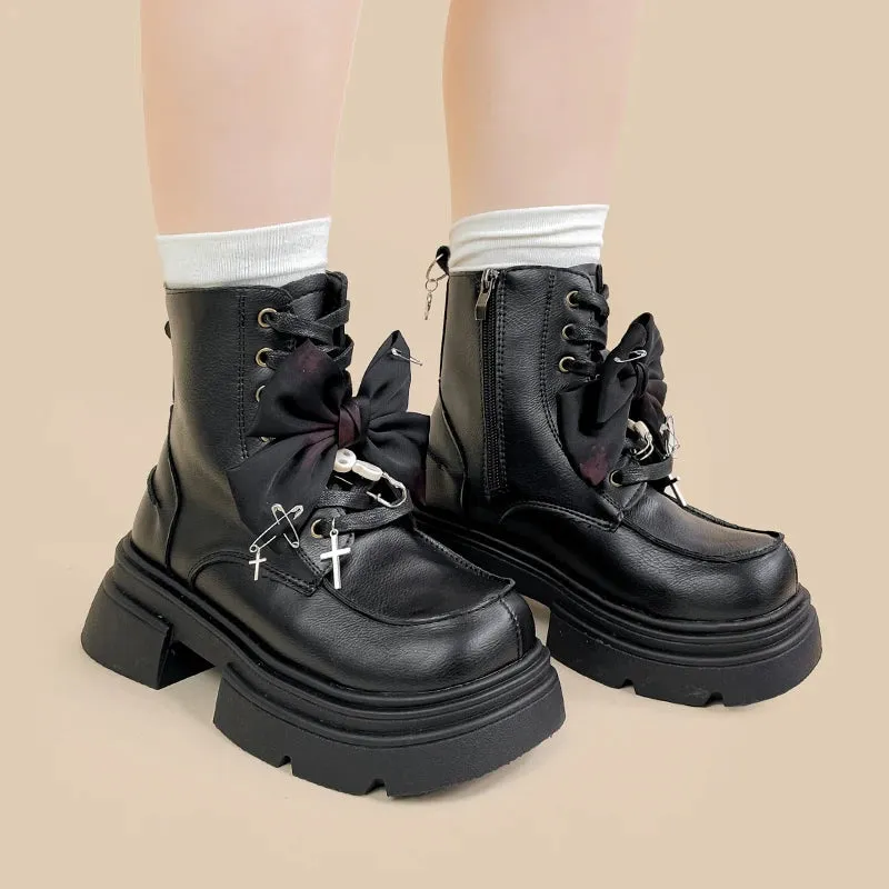 *CLEARANCE* Spooky but Cute Charming Bow Chunky Boots - Women's