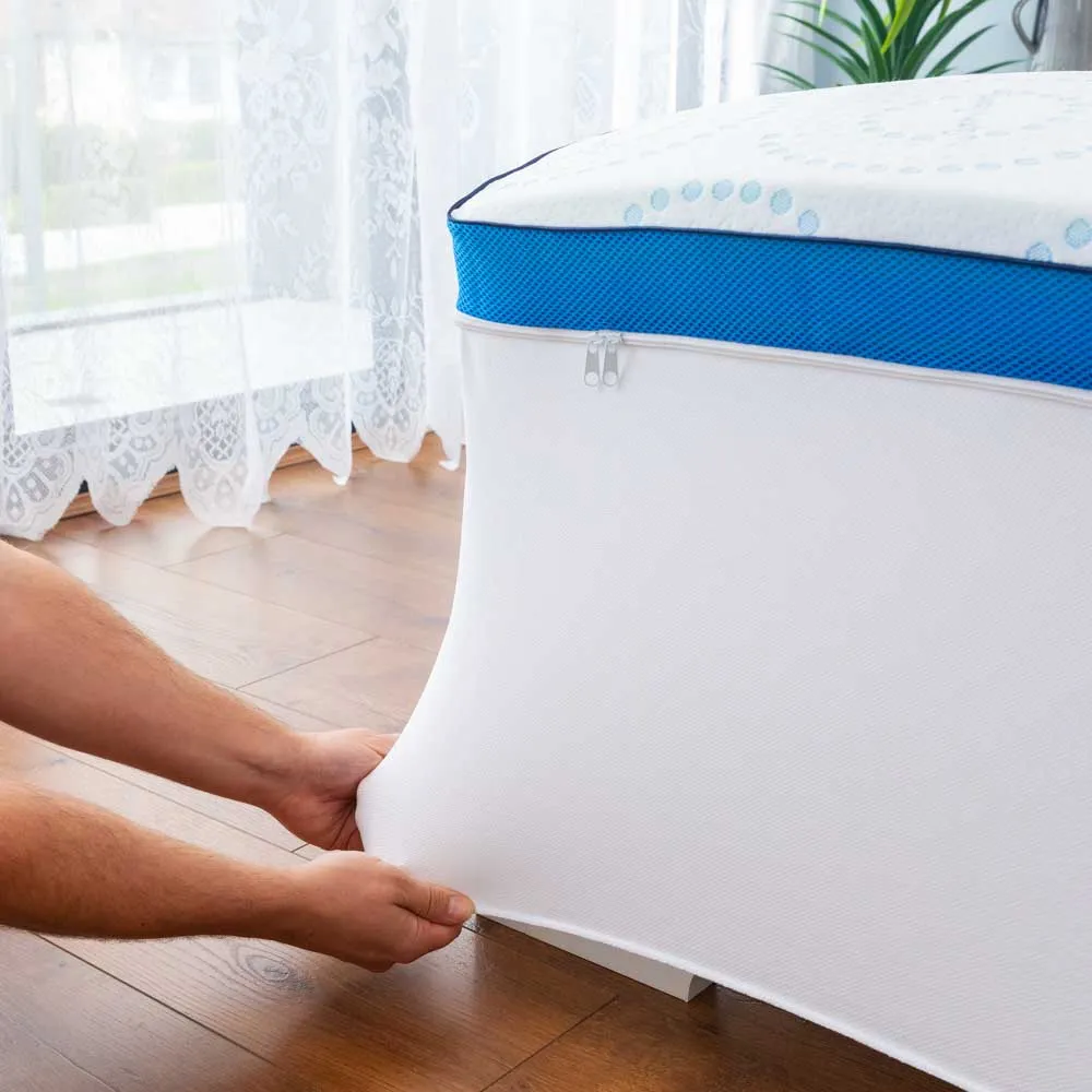 Straight 2 Sleep® Mattress Topper with Cooling Technology   2 BONUS Adjustable Pillows   FREE Delivery